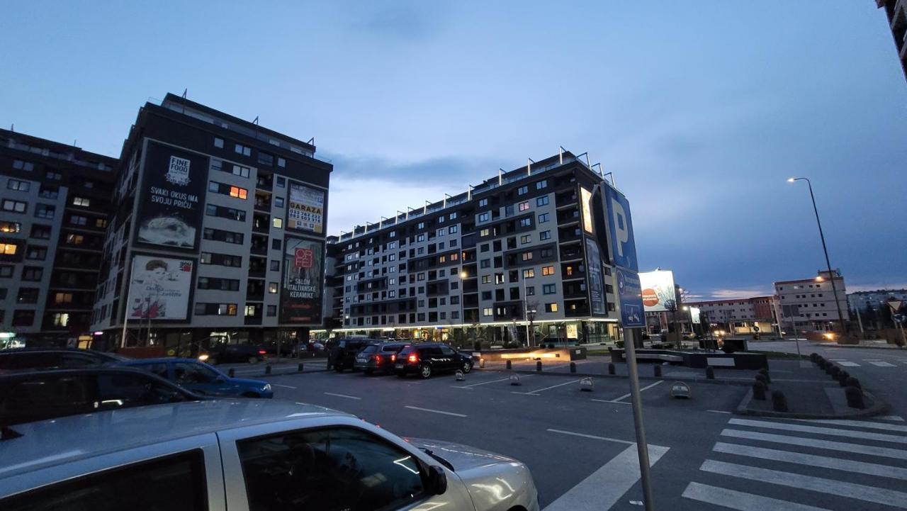 Studio Apartment Lora Lux Sarajevo Exterior photo