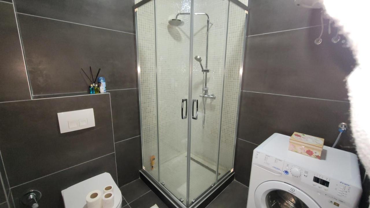 Studio Apartment Lora Lux Sarajevo Exterior photo
