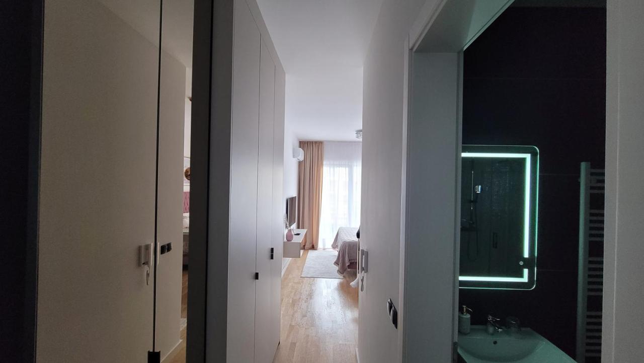 Studio Apartment Lora Lux Sarajevo Exterior photo