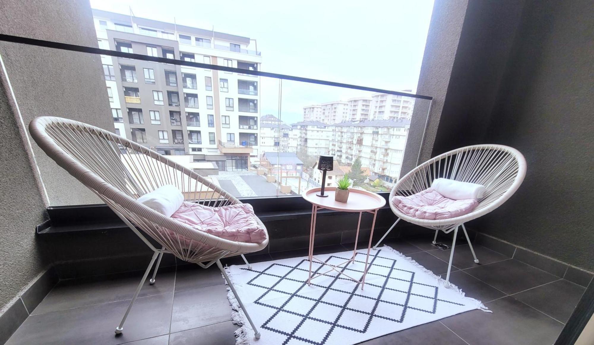 Studio Apartment Lora Lux Sarajevo Exterior photo